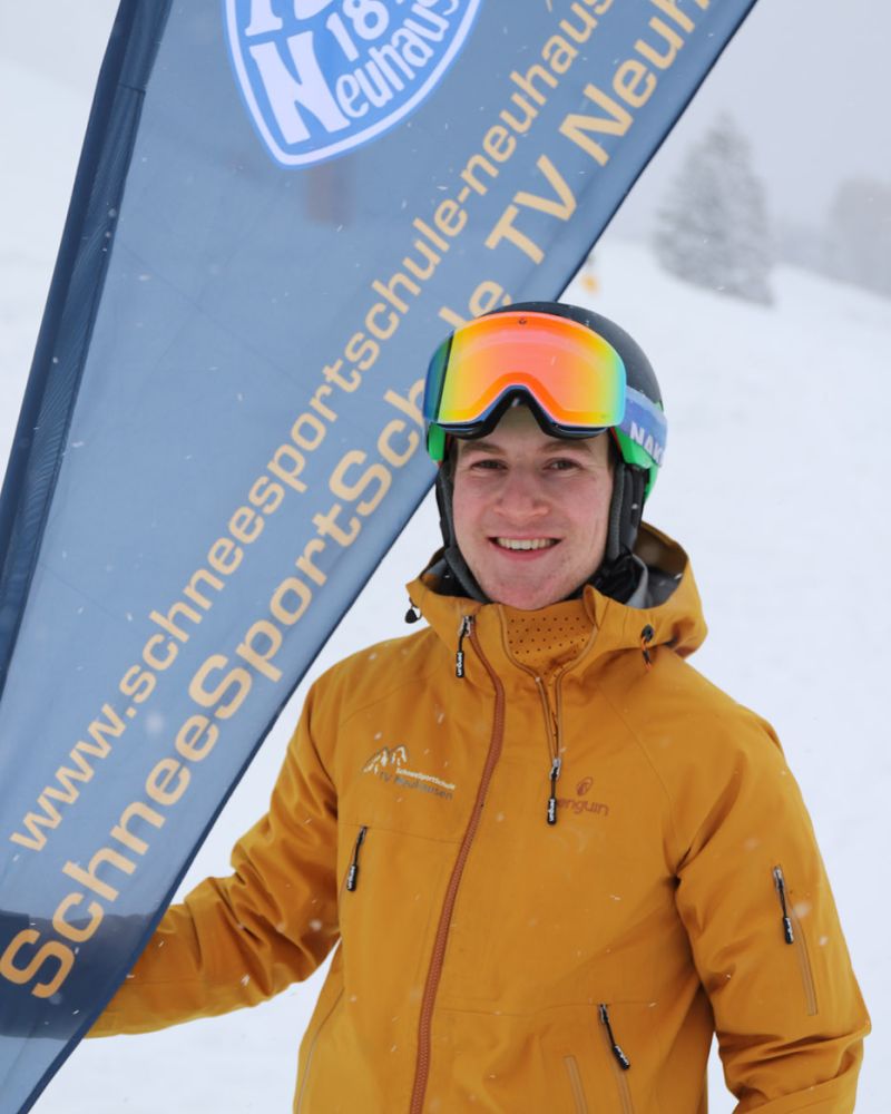 Lorenz Hahn TV Neuhausen