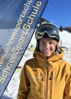 SchneesportSchule TVNeuhausenLotta Schurr